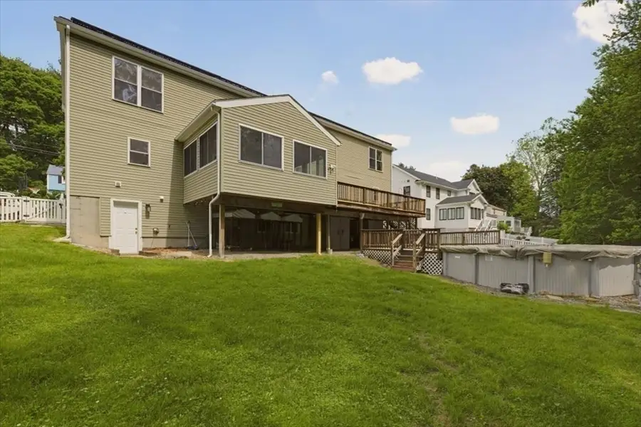 12 Corcoran Rd, Burlington, MA 01803 - #2