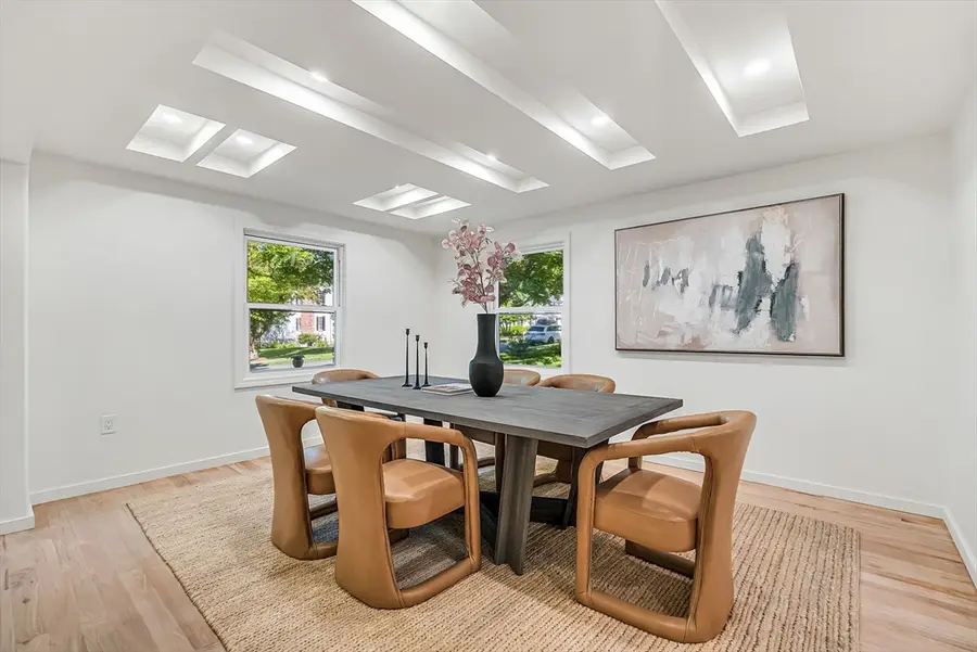 31 Alba Rd, Wellesley, MA 02481 - #3