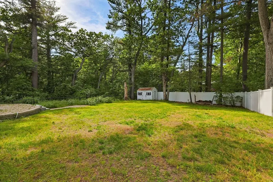 12 Illinois Rd, Tewksbury, MA 01876 - #3