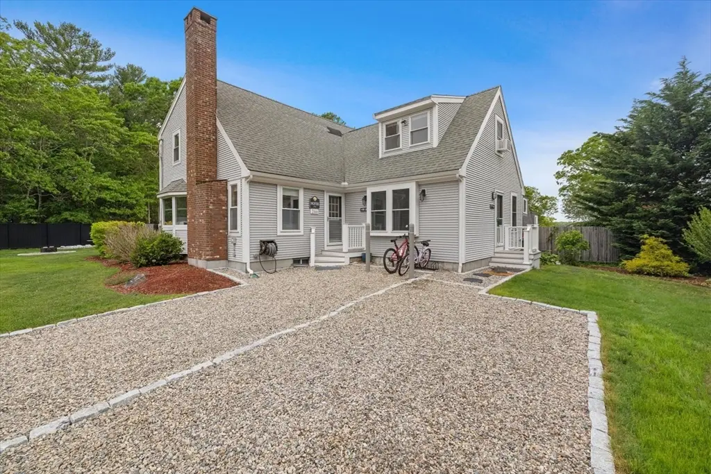 266 Algonquin Ave, Mashpee, MA 02649 - #1