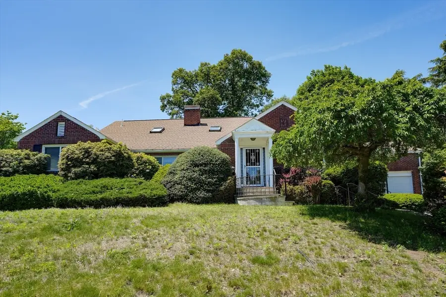 262 Clifton St, Belmont, MA 02478 - #2