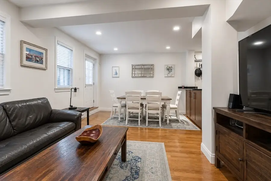 15 Garrison St #1, Boston, MA 02116 - #3