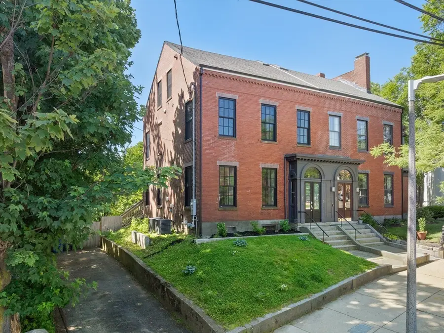 22 Kenilworth St, Boston, MA 02119 - #3