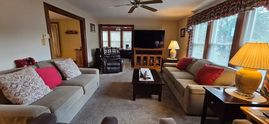 351 Davis Street, Greenfield, MA 01301 - #2