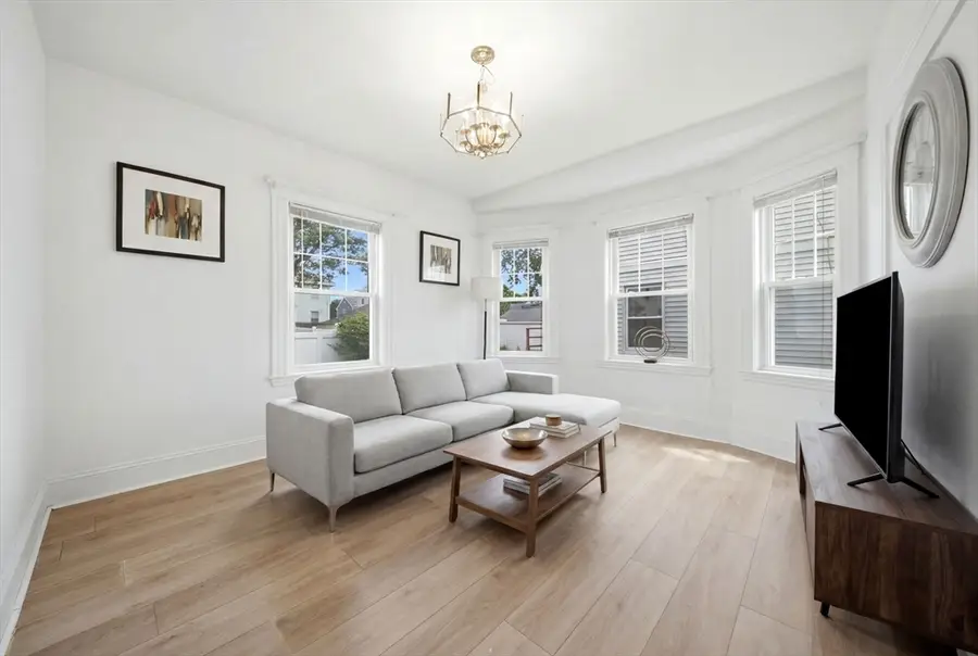 136 Hollis Ave, Quincy, MA 02171 - #2