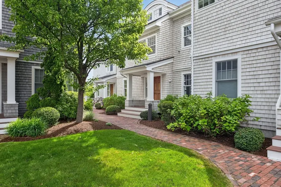 780 Craigville Beach Road #D2, Centerville, MA 02632 - #2
