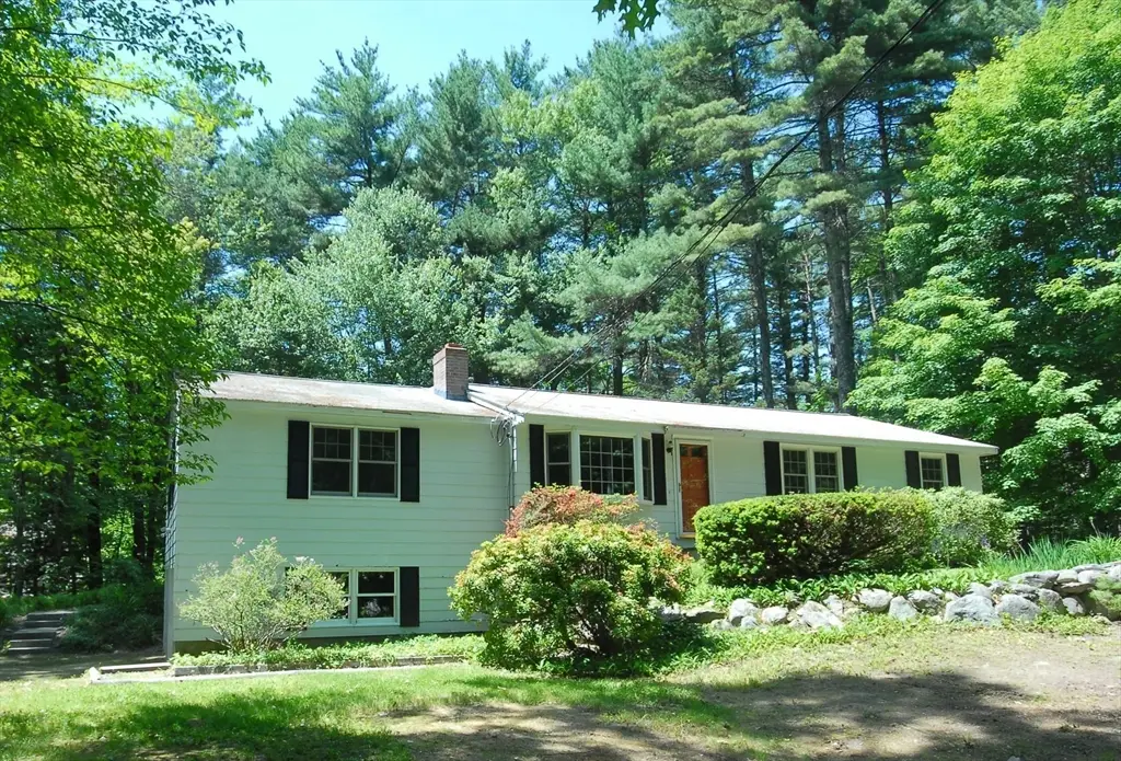 40 Shattuck St, Pepperell, MA 01463 - #1