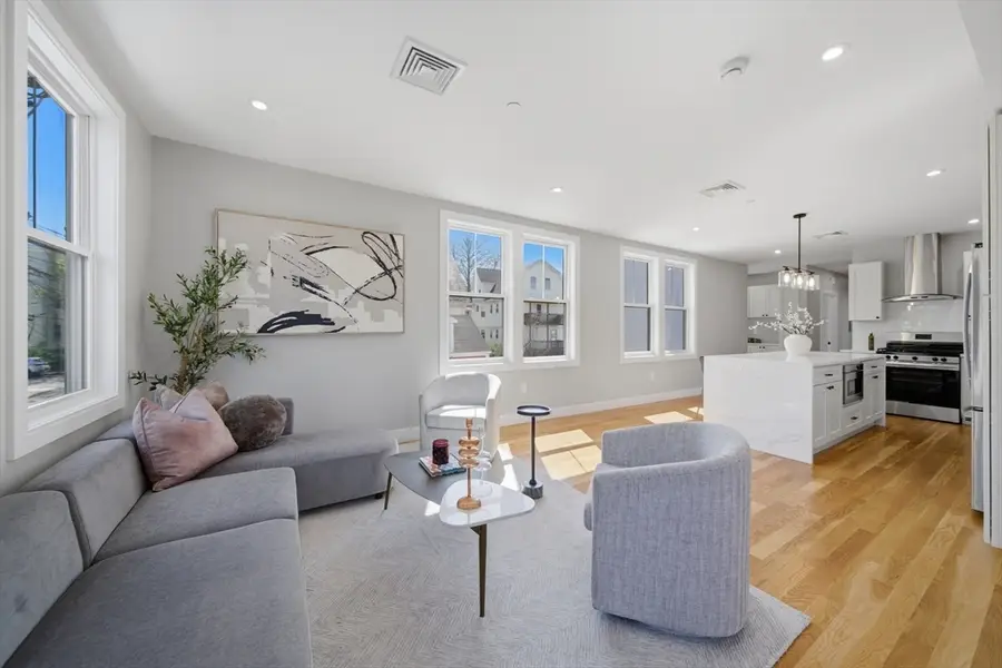 174 Walnut Street #2, Somerville, MA 02145 - #3