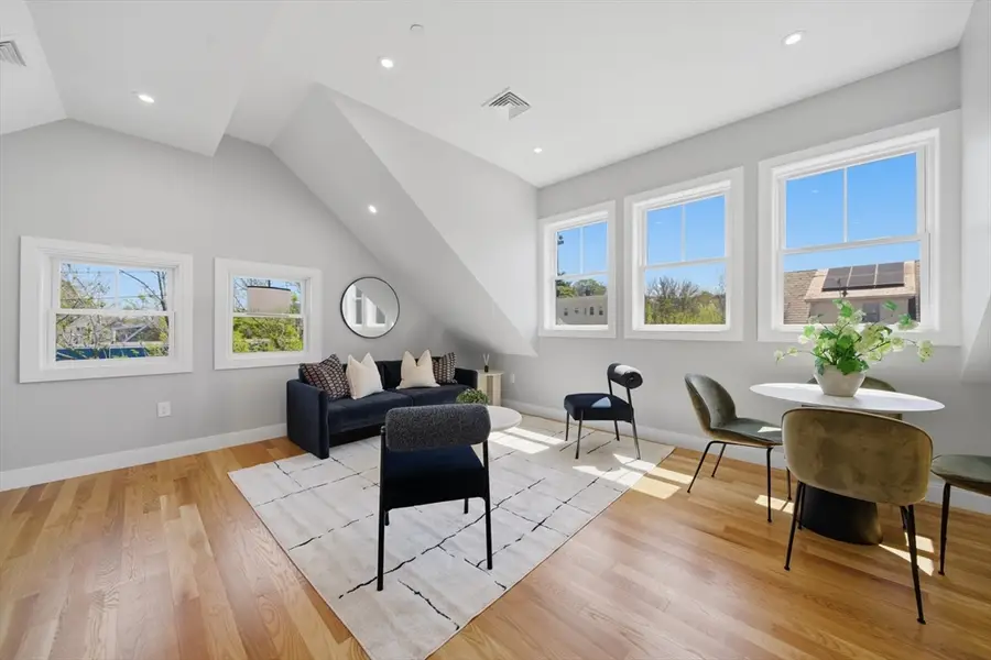 174 Walnut Street #3, Somerville, MA 02145 - #3