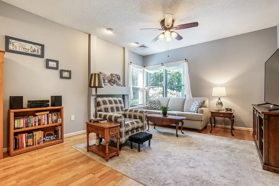 32 Hammond Pl #32, Woburn, MA 01801 - #2