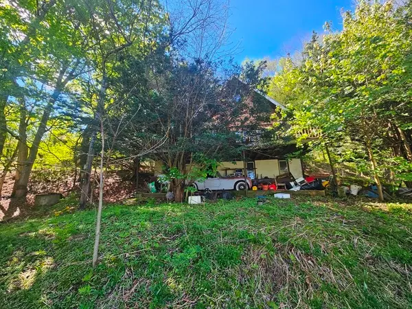 57 E Hawley Rd, Charlemont, MA 01339