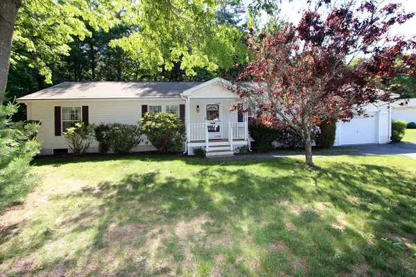 507 Crystal Way, Middleboro, MA 02346