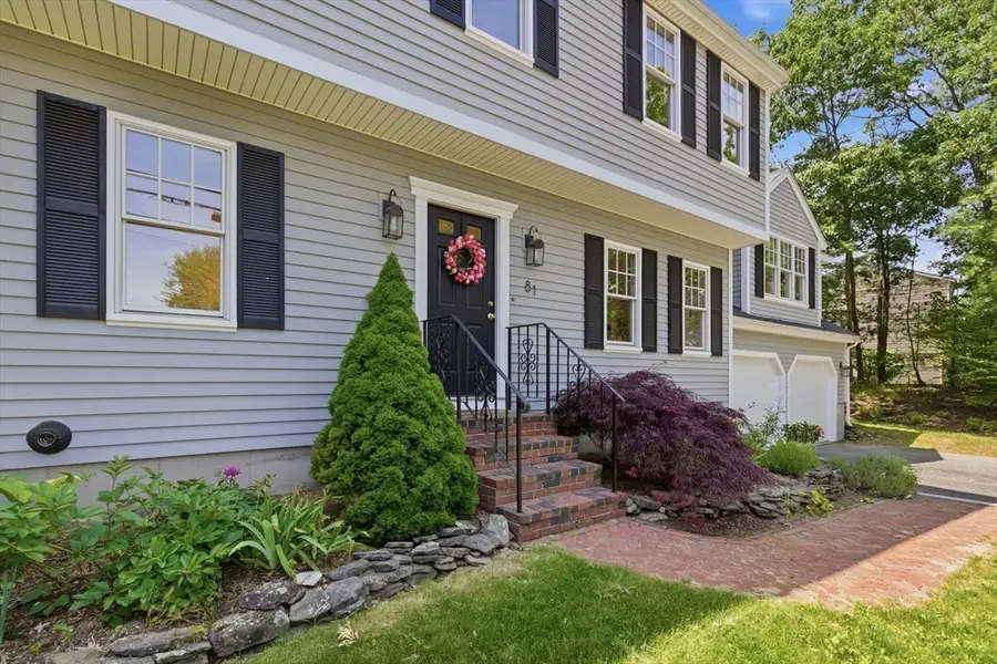 81 Parish Rd, Needham, MA 02494 - #2