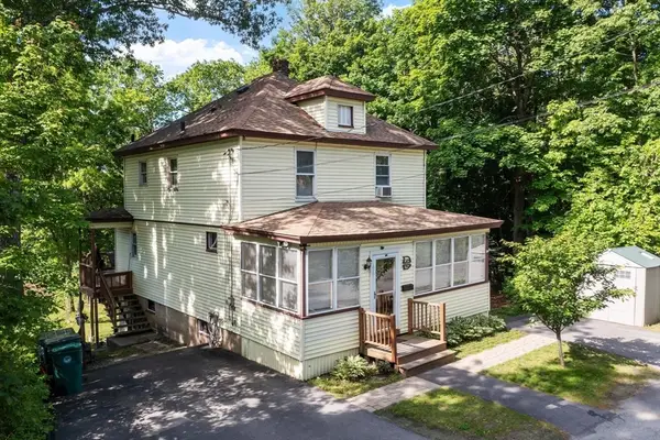 113 Simonds St, Fitchburg, MA 01420