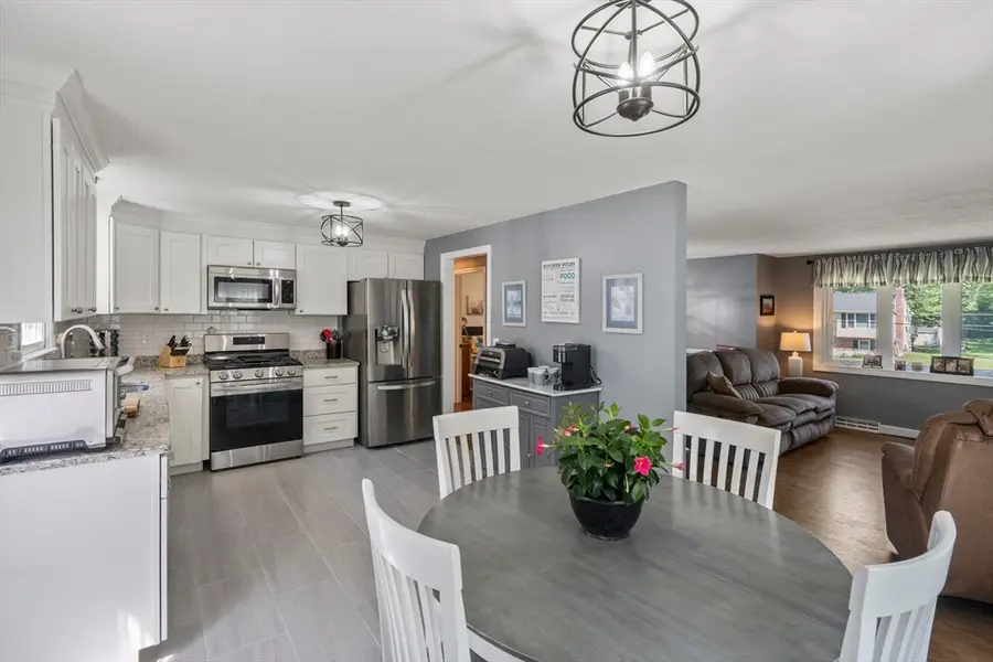 14 Kendall Park, Norton, MA 02766 - #3