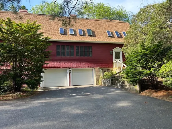 947 Pleasent St #947, Framingham, MA 01701