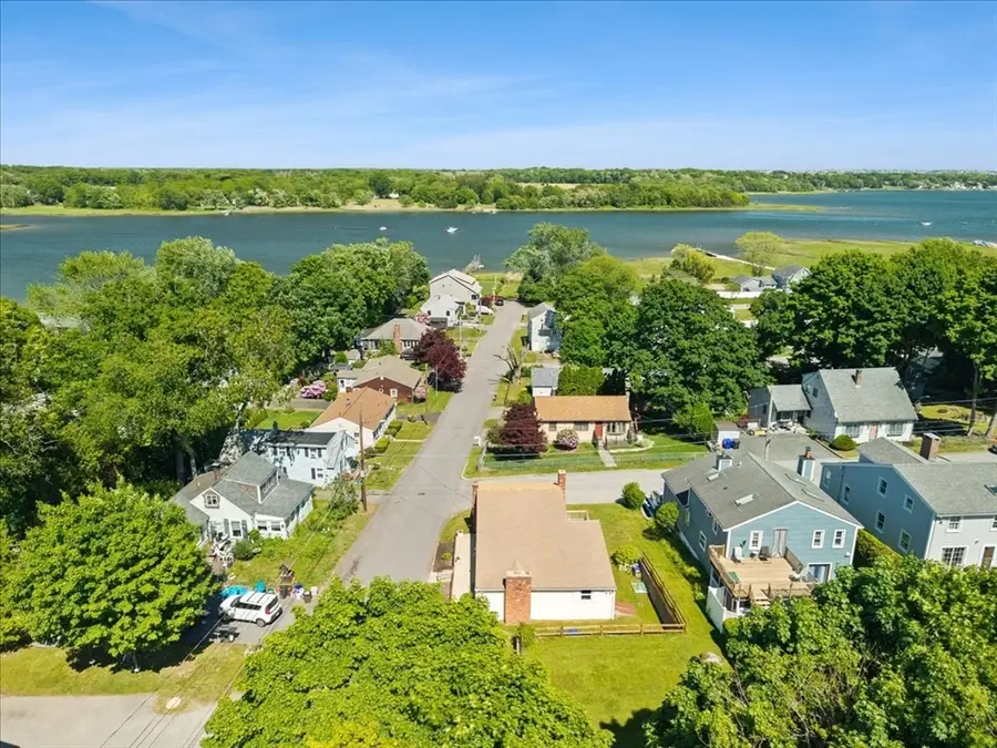 10 Lincoln Ave, Warren, RI 02885 - #3