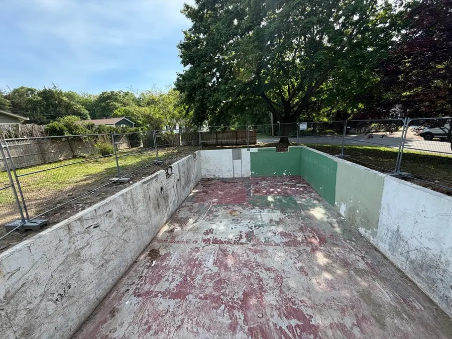 40 Sable Ave, Dartmouth, MA 02747 - #3