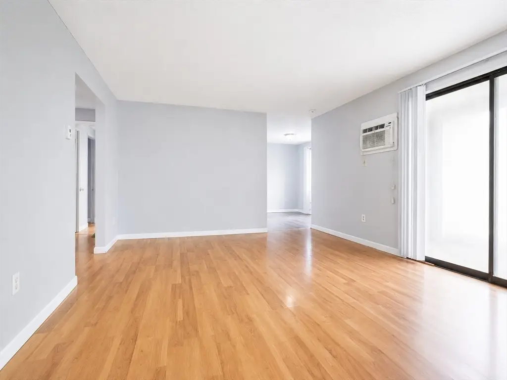 2400 Skyline Dr #1, Lowell, MA 01854 - #1