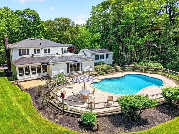 15 Jefferson Rd, Westford, MA 01886