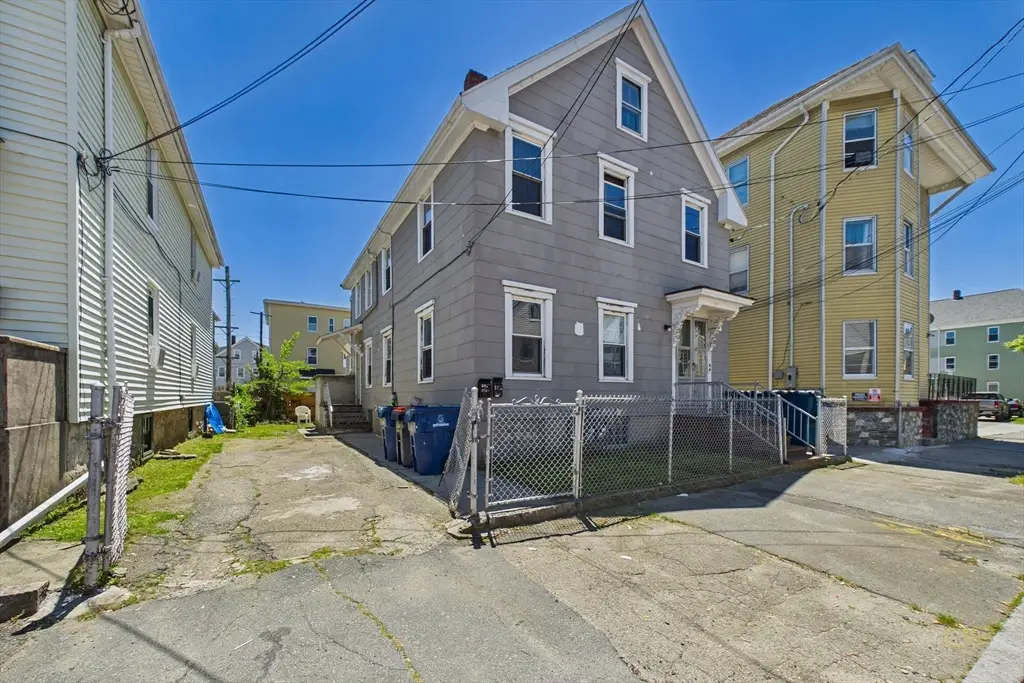 34 Jouvette St, New Bedford, MA 02744 - #1