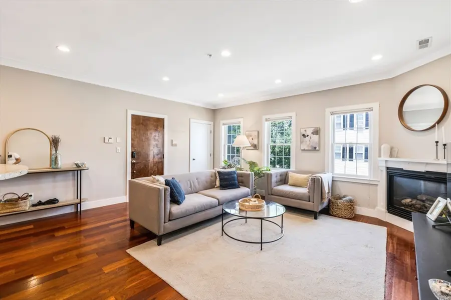 109 D St #4, Boston, MA 02127 - #2