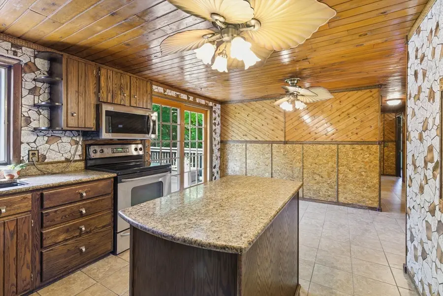 925 West St., Ludlow, MA 01056 - #3