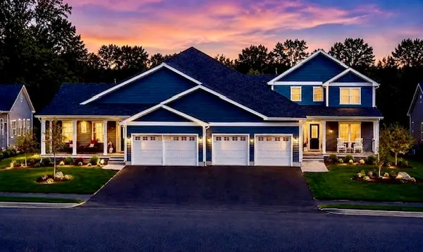 15 Beacon St, Wareham, MA 02558