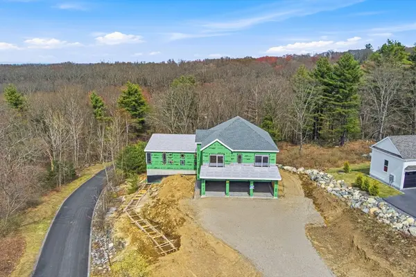 135 Nobscot Drive, Framingham, MA 01701