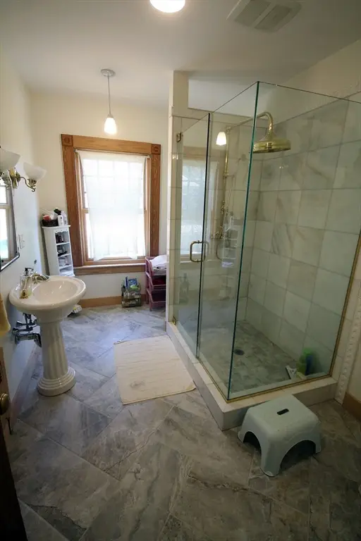 50 Bellevue Ave, Springfield, MA 01108 - #3