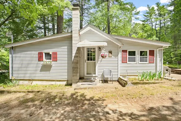 104 Piney Lane, Ludlow, MA 01056