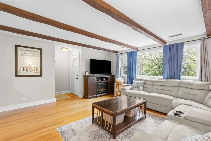 111 Locke Rd, Chelmsford, MA 01824 - #3