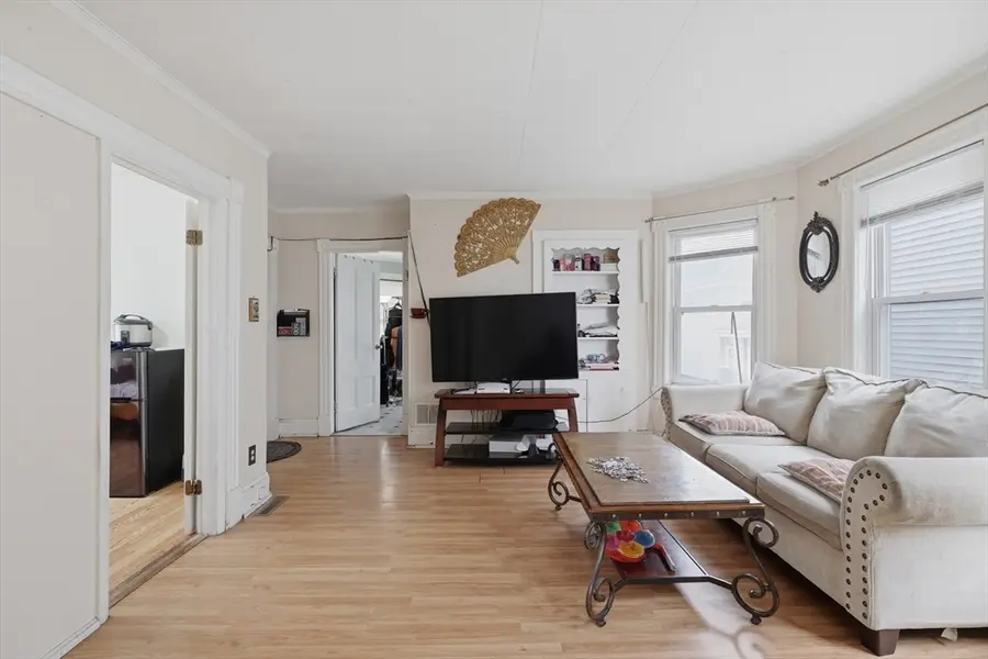 18-20 Phillips St, Lowell, MA 01854 - #3