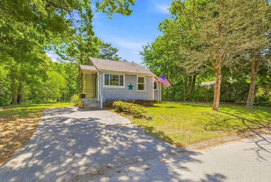109 Packard St, Plymouth, MA 02360 - #3