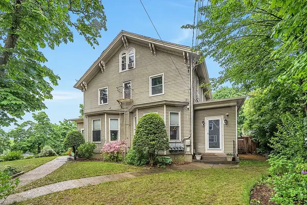 50 Vernon St, Pawtucket, RI 02860