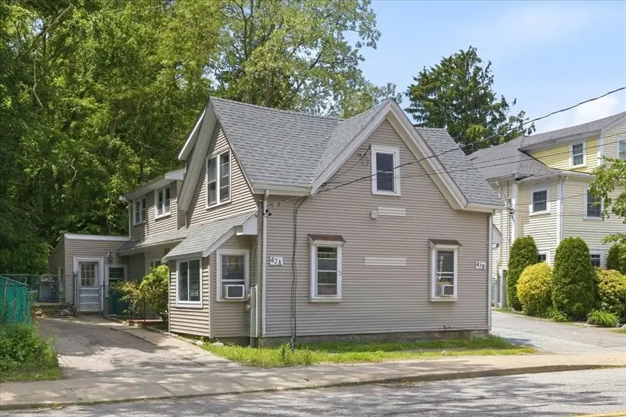42 Standish Ave, Plymouth, MA 02360 - #2
