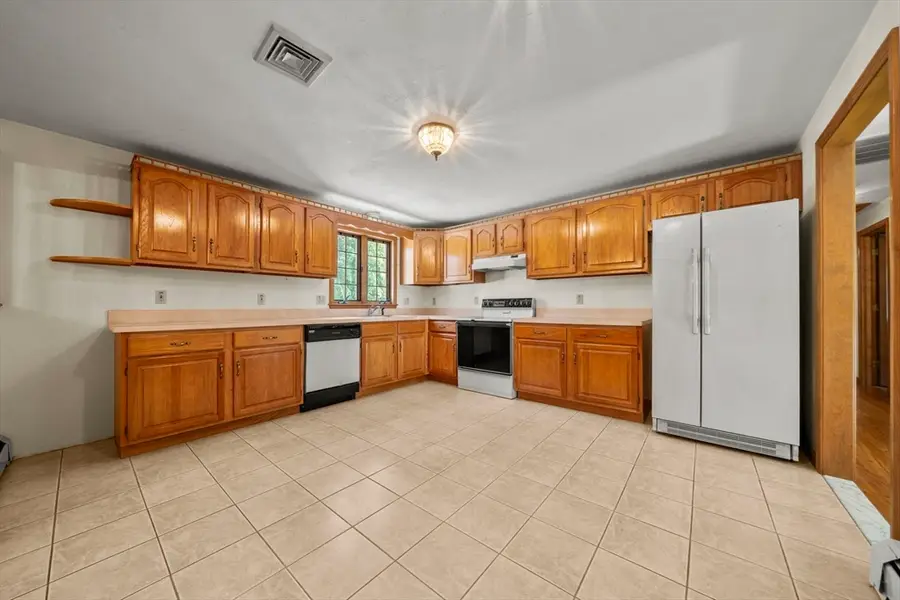 5 Mystic, Milford, MA 01757 - #3