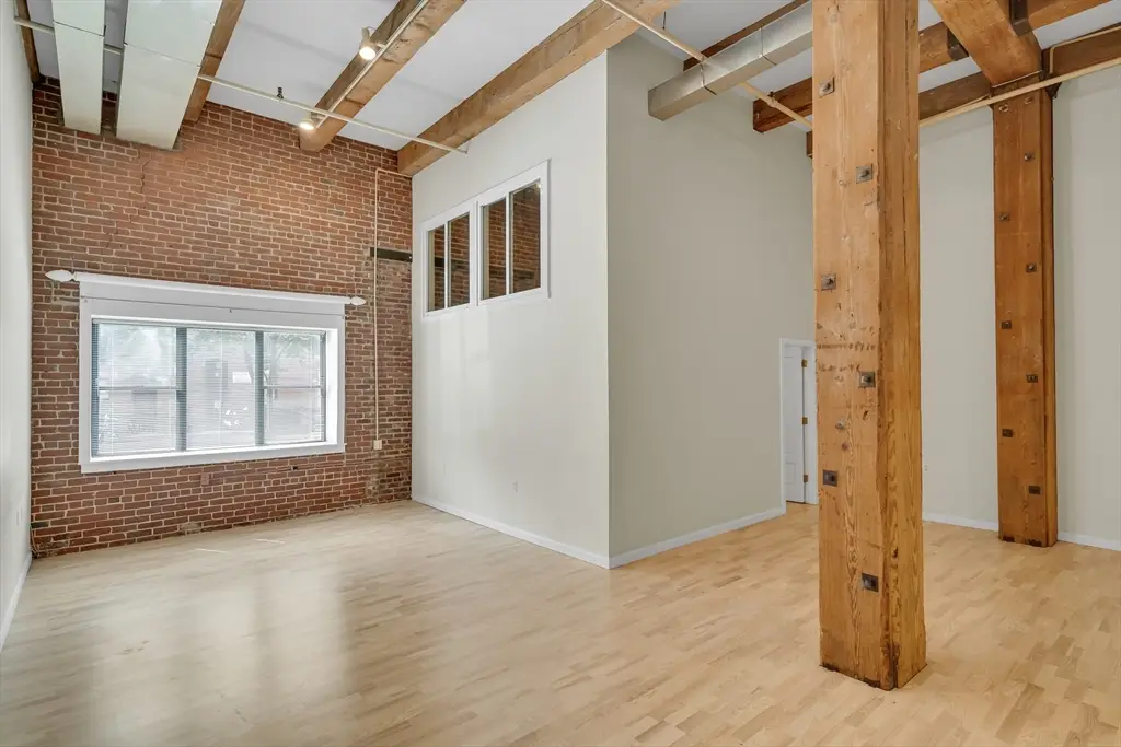 15 Sleeper #104, Boston, MA 02210 - #1