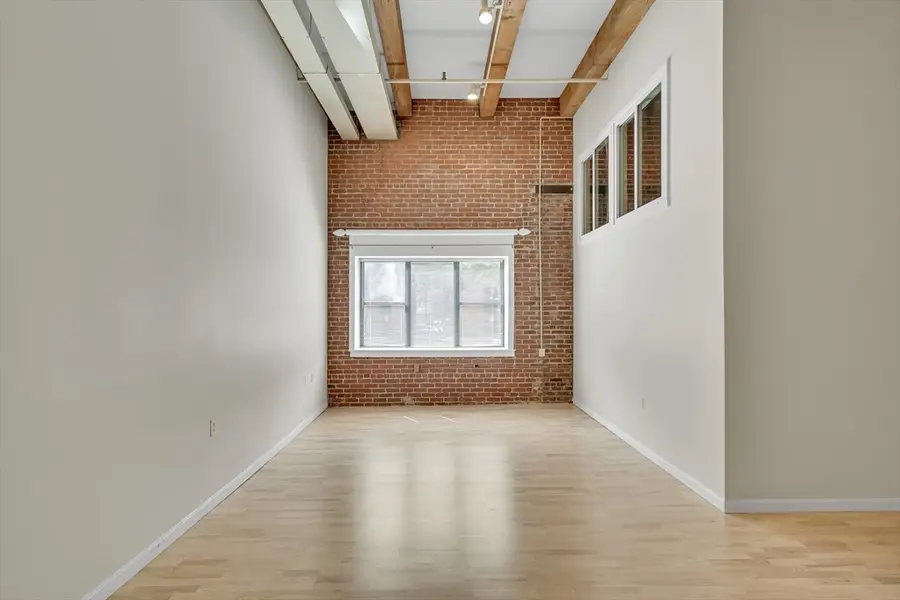 15 Sleeper #104, Boston, MA 02210 - #2