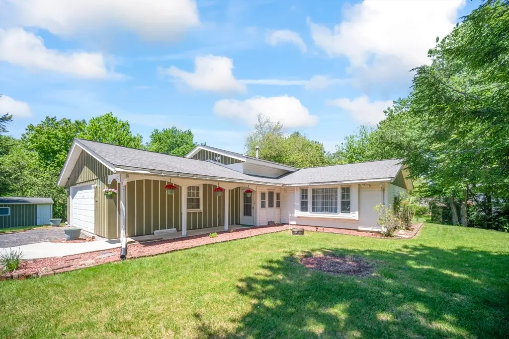 109 Darby Rd, Brockton, MA 02302 - #1