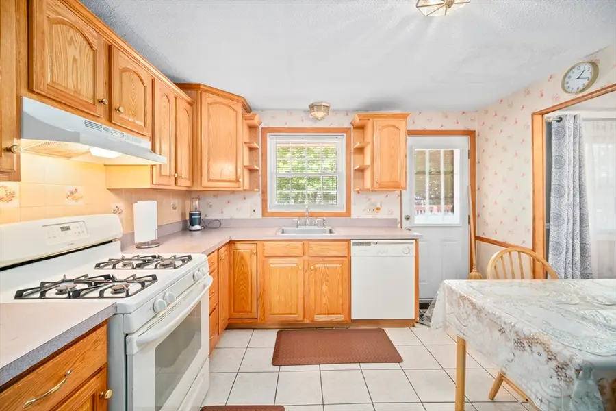 109 Darby Rd, Brockton, MA 02302 - #3