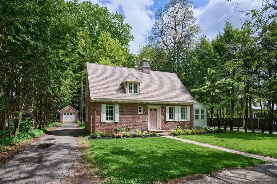43 Woodlawn Ave, Northampton, MA 01060 - #2