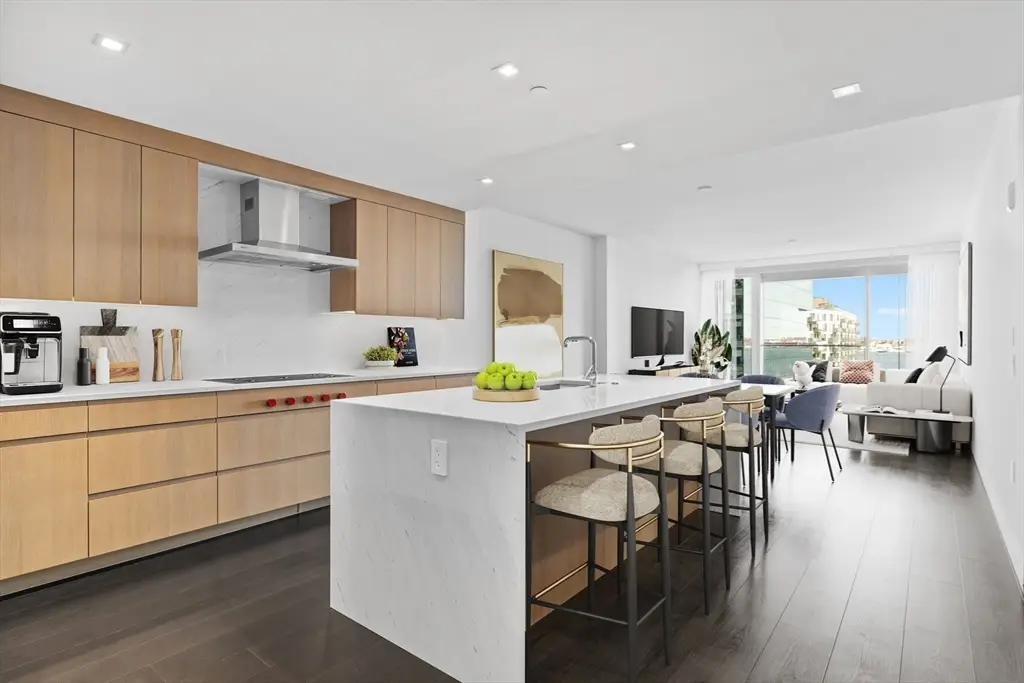 150 Seaport Blvd #D, Boston, MA 02210 - #1