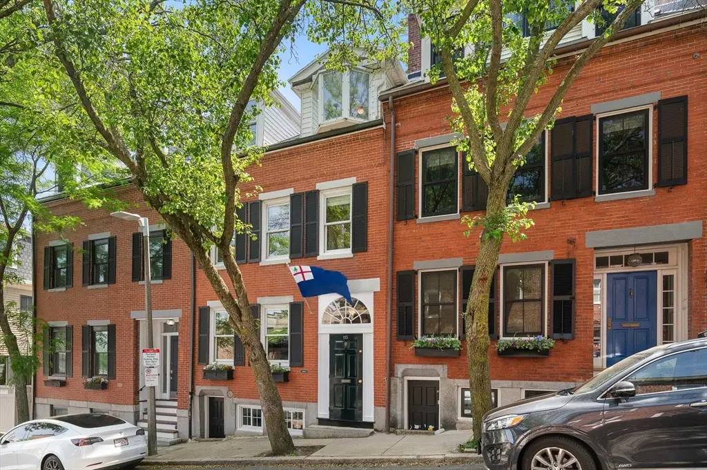 115 Baldwin St, Boston, MA 02129 - #1