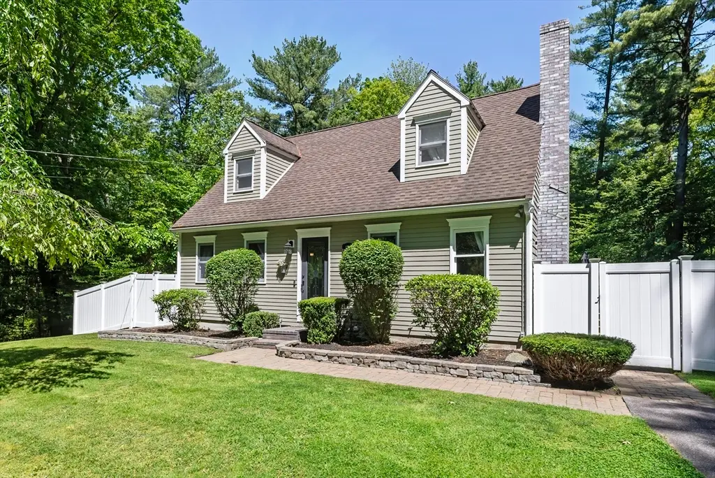 132 Pine St, East Bridgewater, MA 02333 - #1