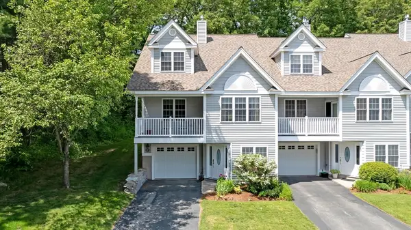 58 Carrington Ln #58, Uxbridge, MA 01569