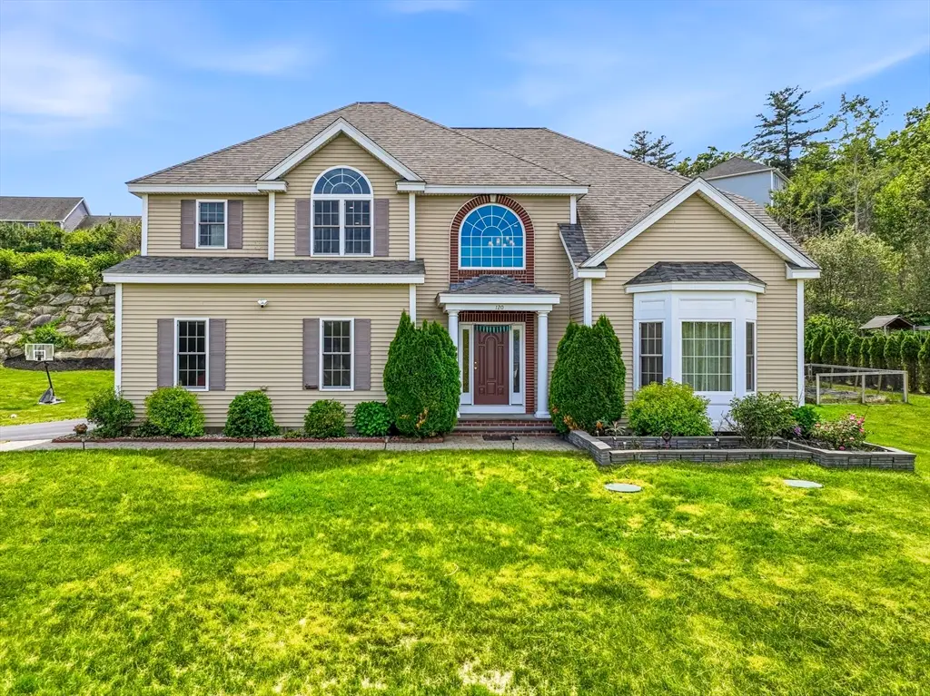120 Mohawk Path, Holliston, MA 01746 - #1