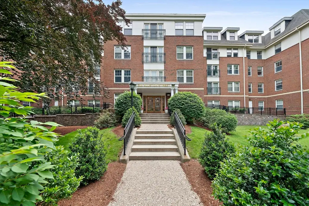300 Allston St #506, Boston, MA 02135 - #1
