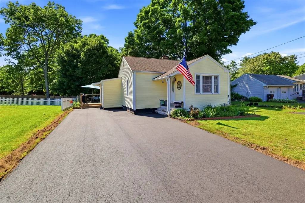 96 Pine St, Westfield, MA 01085 - #1