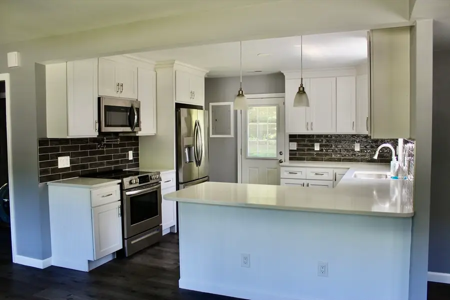 9 Douglas Circle, Smithfield, RI 02828 - #2